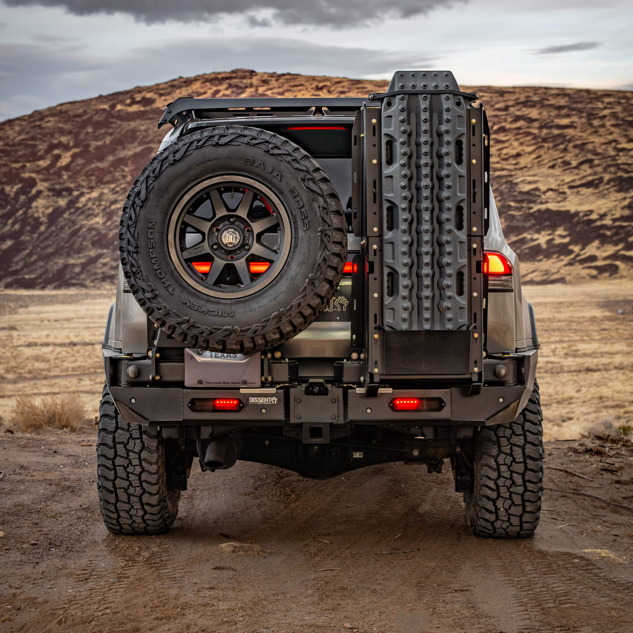 GX550 Dual Swing-out Modular Rear Bumper - Image 2
