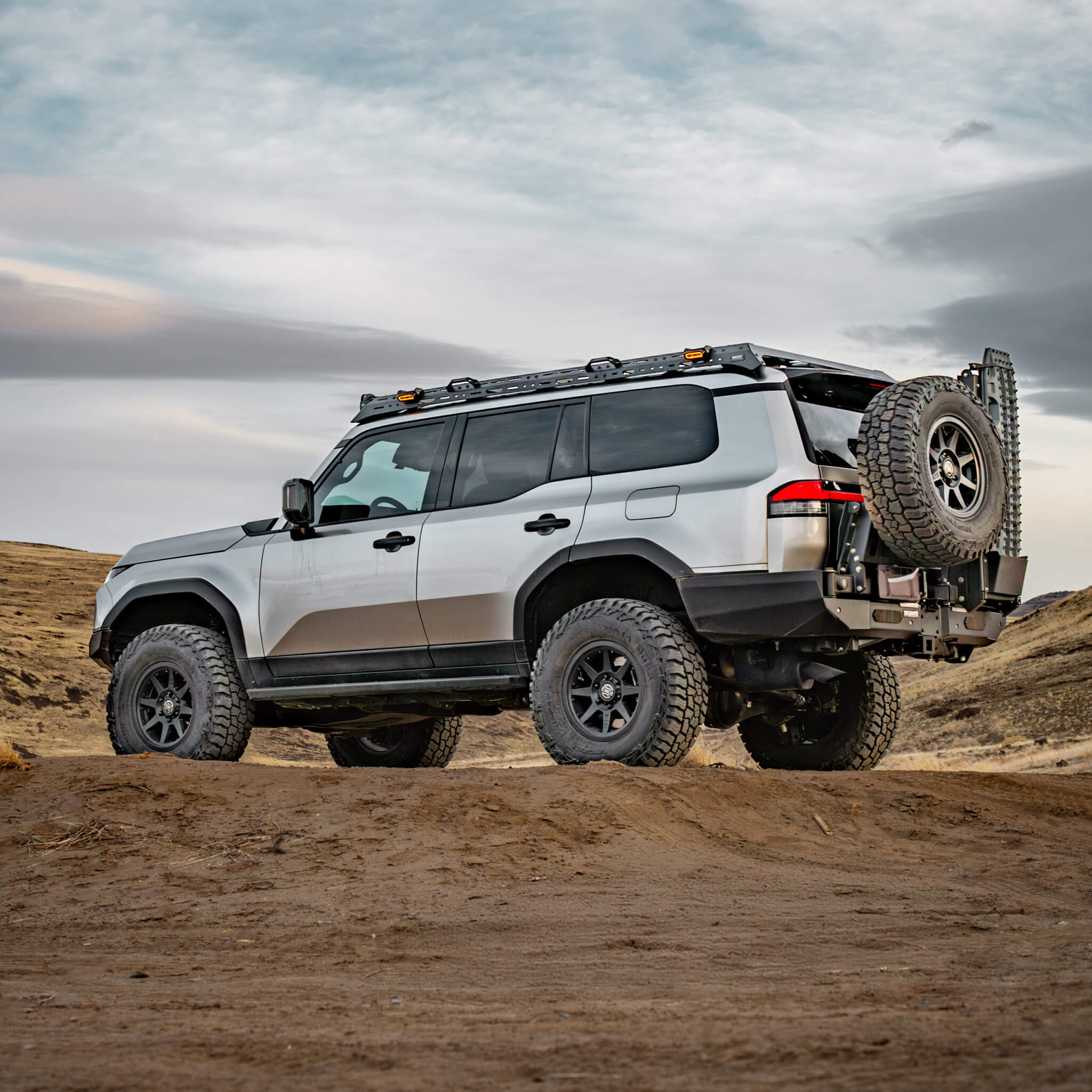 GX550 Dual Swing-out Modular Rear Bumper - Image 6