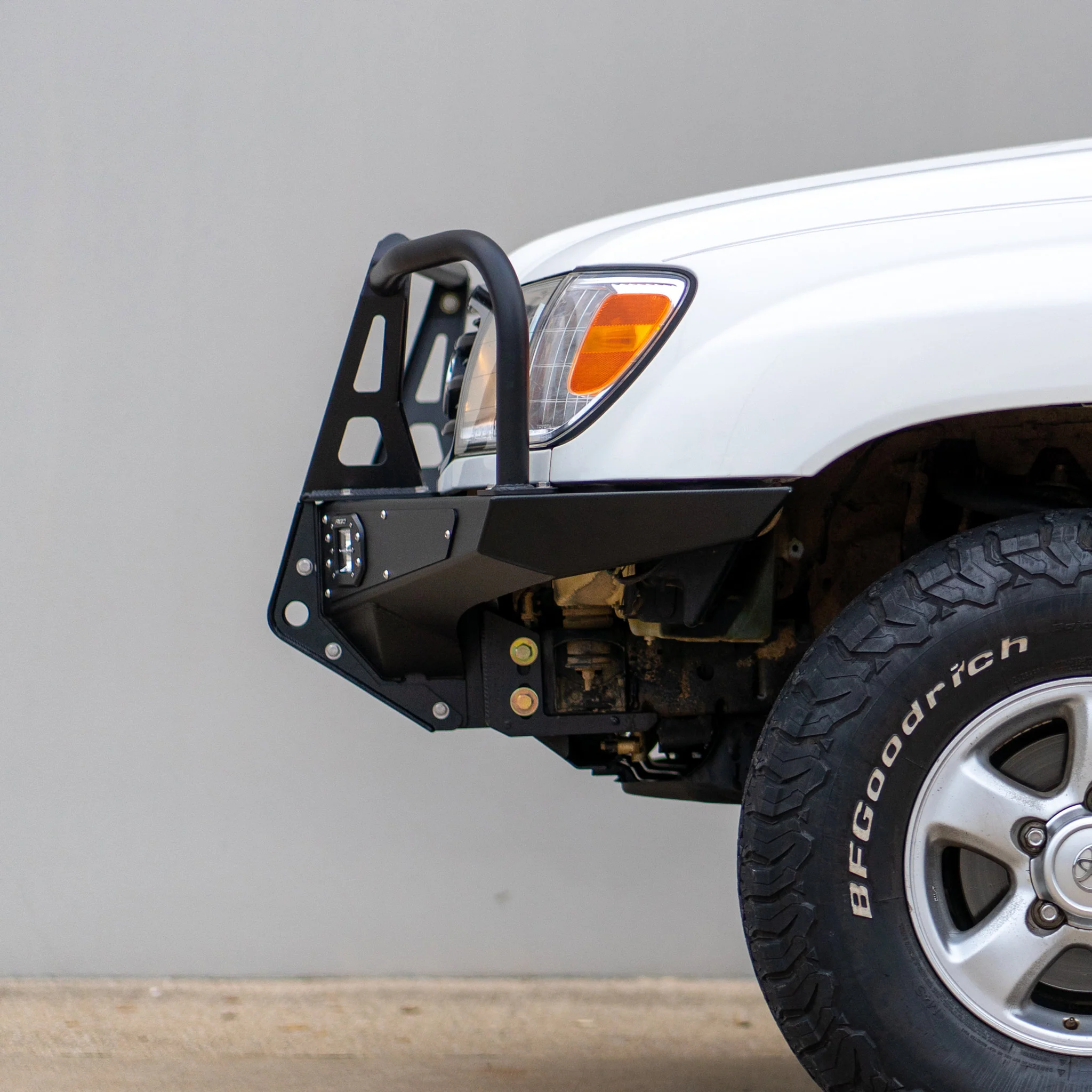 LC100/LX470 Ultra-high Clearance Modular Front Bumper - Image 13