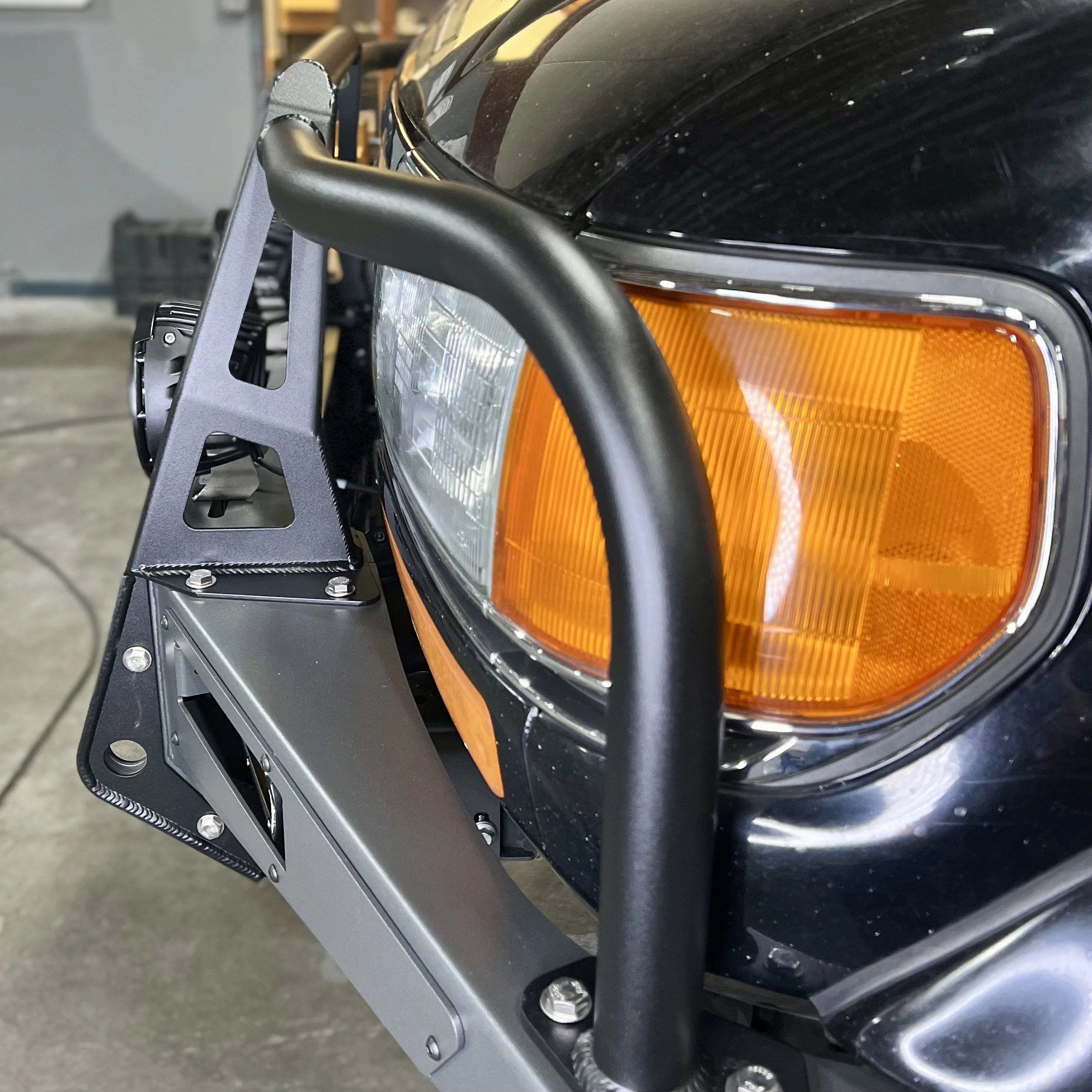 LC80 Bull Bar - Image 3