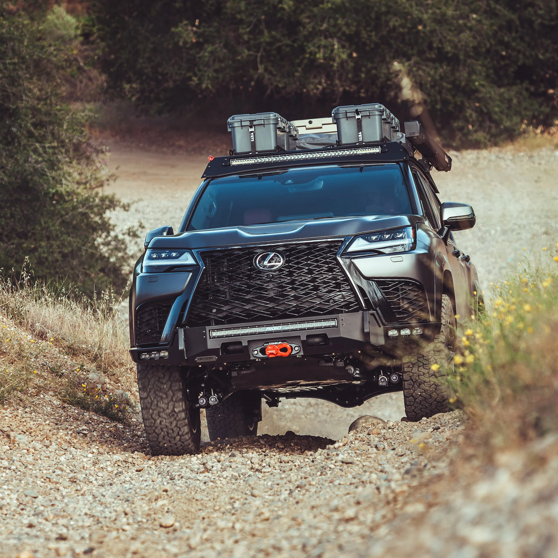 LX600 & LX700h Low-profile Front Winch Bumper - Image 13