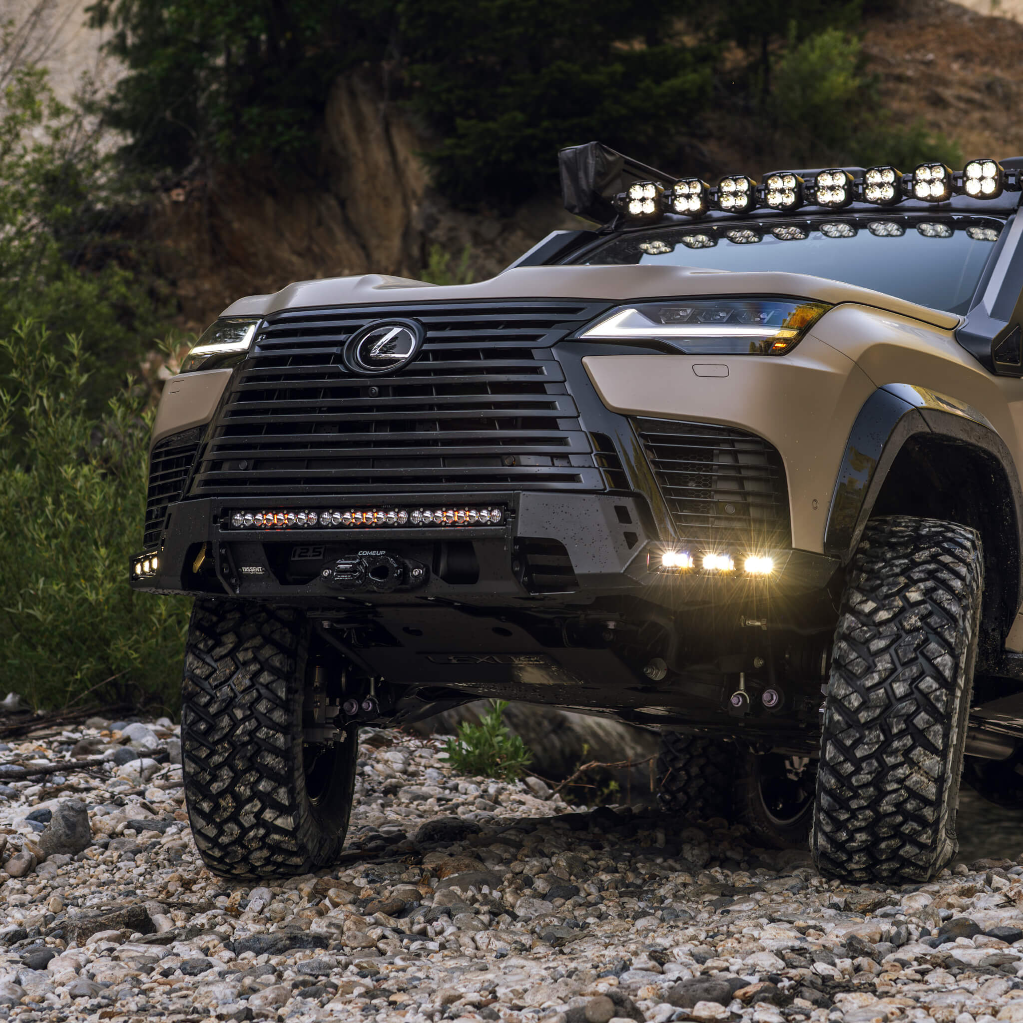 LX600 & LX700h Low-profile Front Winch Bumper - Image 3