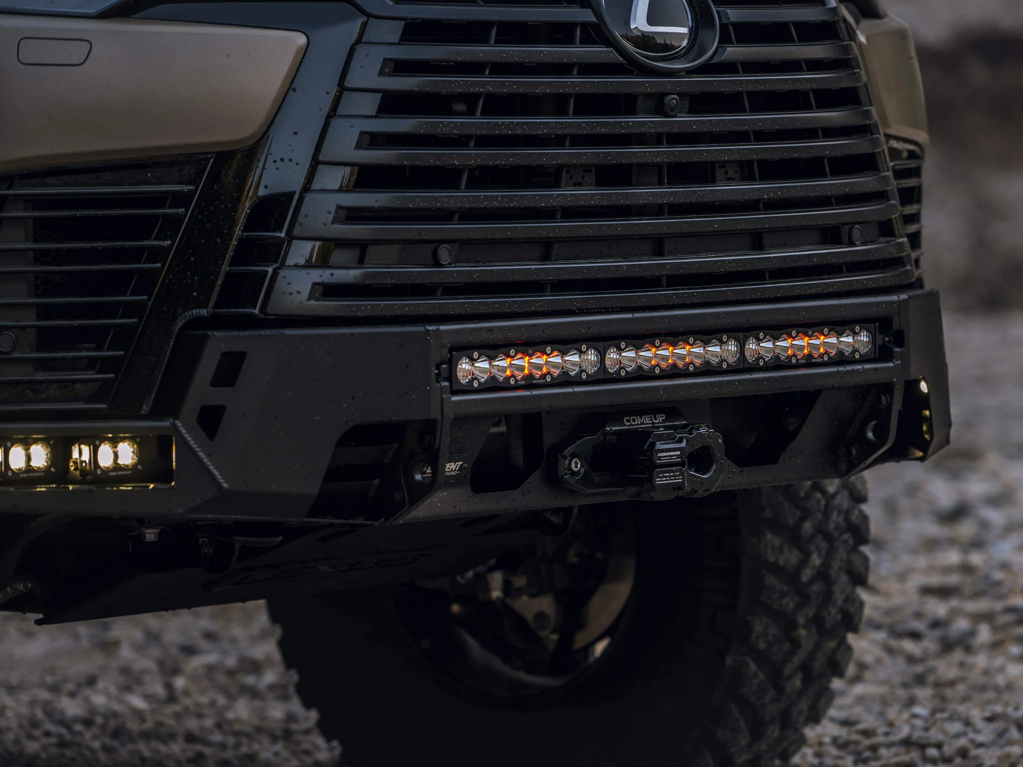 LX600 & LX700h Low-profile Front Winch Bumper - Image 4