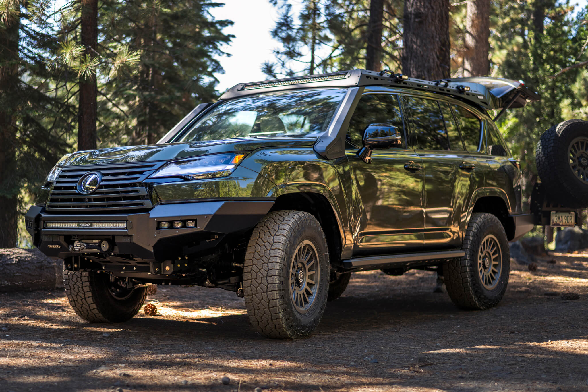 LX600 & LX700h High Clearance Front Winch Bumper - Image 4