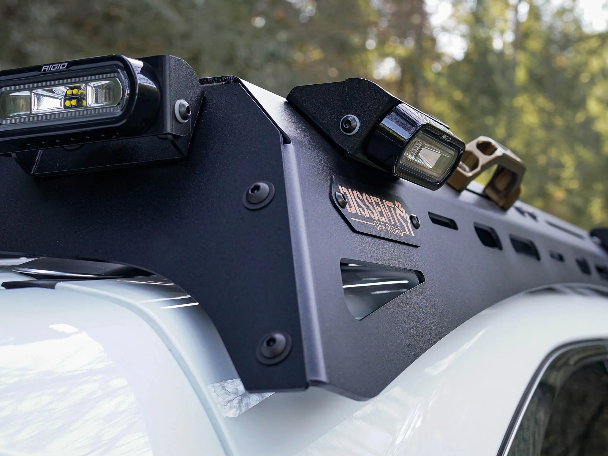 LX600 & LX700h Easy-Install Modular Roof Rack - Image 10