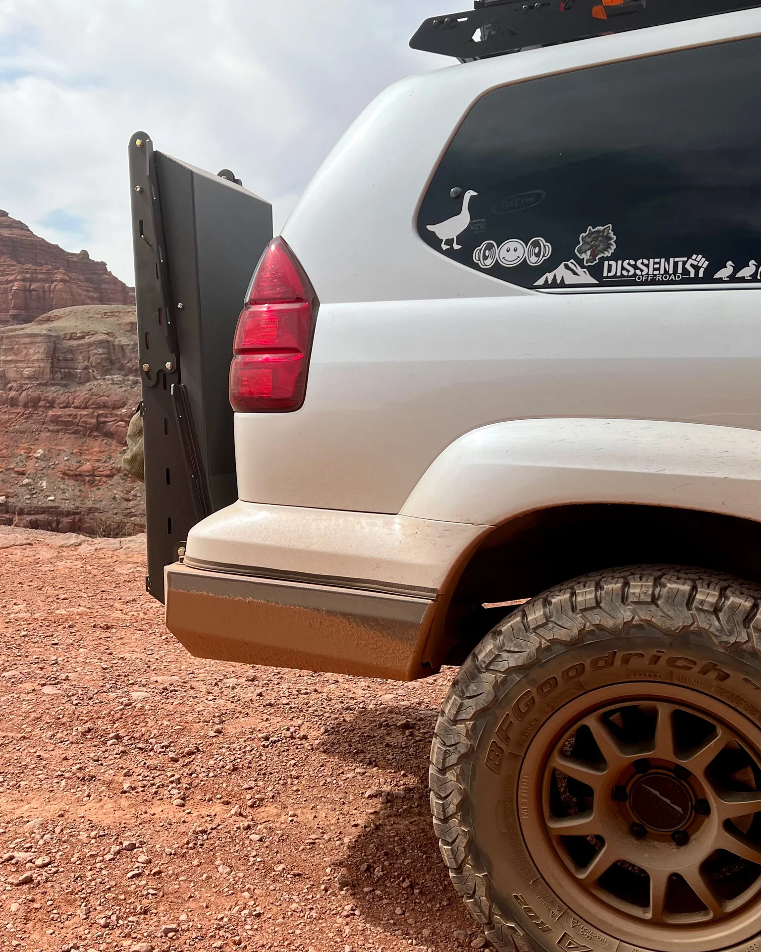 Overland Pro Swing-out - Image 8