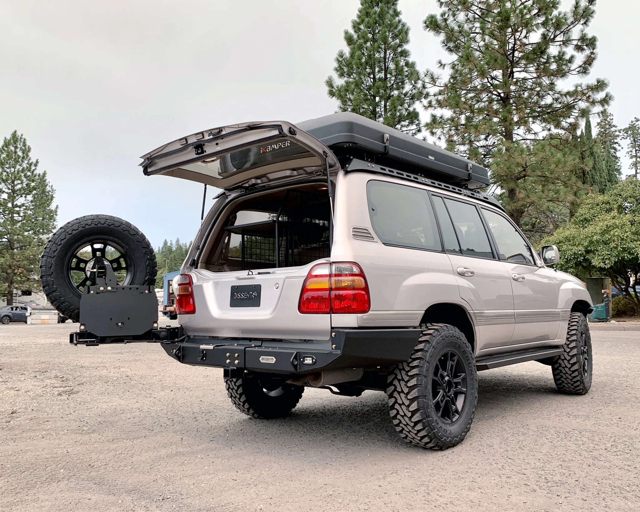 Tire Carrier Swing-out - Image 17